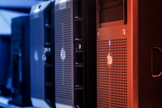 Co-Managed It: A Partnership Model That Strengthens Your Internal Team 2 network server room
